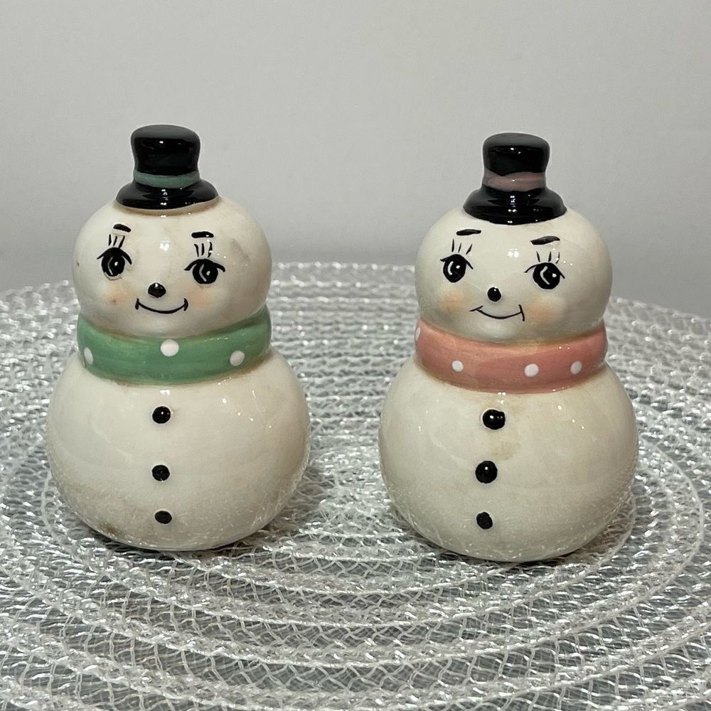 Johanna Parker Snowman Salt & Pepper Shakers NWT